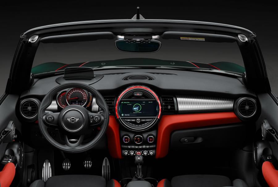  Mini Cooper S JCW Cabrio 2016 года  (фото 5 из 104)